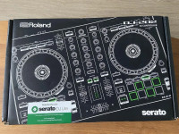 <b>DJ PACK Roland DJ-202 CONTROLADOR DJ BOLSA ROLAND CB-BDJ202 SERATO DJ INTRO</b> <b>DJ PACK Roland DJ-202 CONTROLADOR DJ BOLSA ROLAND CB-BDJ202 SERATO DJ INTRO</b>